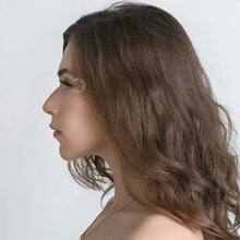 Laden Sie das Bild in den Galerie-Viewer, The Venus Lash Charming  (1 Pair)