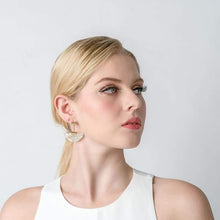 Image de chargement dans la visionneuse de la galerie, The Venus Lash Confident