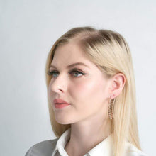 Laden Sie das Bild in den Galerie-Viewer, The Venus Lash Pretty